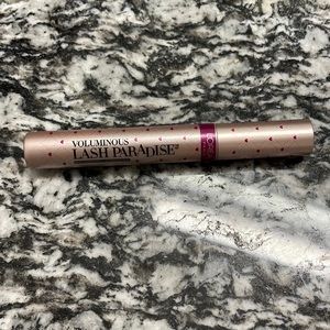 Voluminous lash paradise waterproof mascara